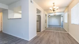 Photo #3: 6190584 Listing