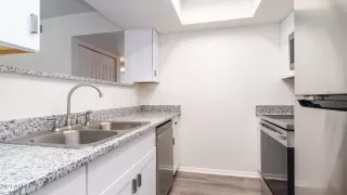 Photo #4: 6190584 Listing