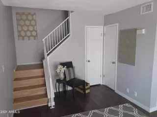 Photo #2: 6190681 Listing 