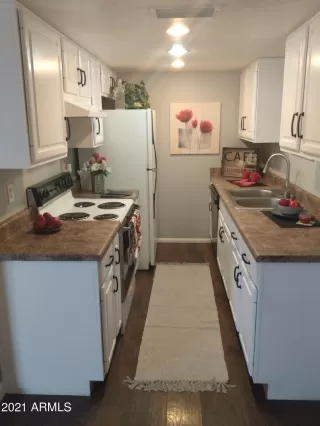 Photo #5: 6190681 Listing 