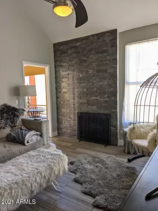 Photo #2: 6190704 Listing