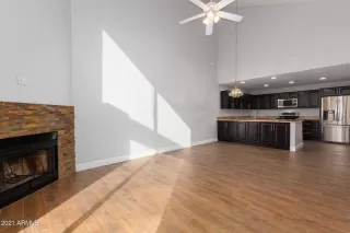 Photo #3: 6190882 Listing