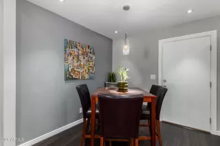 Photo #5: 6190933 Listing