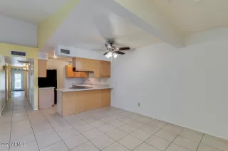 Photo #3: 6190965 Listing