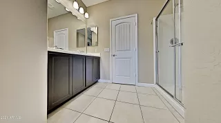 Photo #5: 6191348 Listing