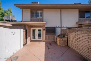 Photo #6: 6191380 Listing 