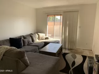 Photo #4: 6192071 Listing