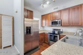 Photo #3: 6192460 Listing