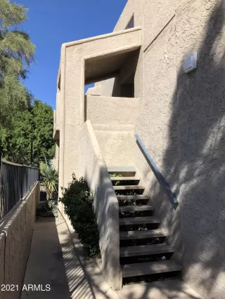 Photo #4: 6192643 Listing