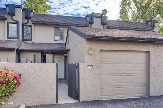 MLS: 6192923 Condo For Sale