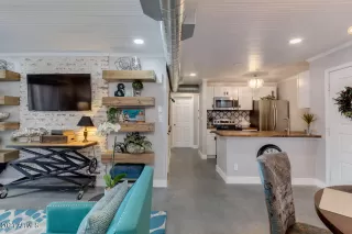 Photo #5: 6192954 Listing