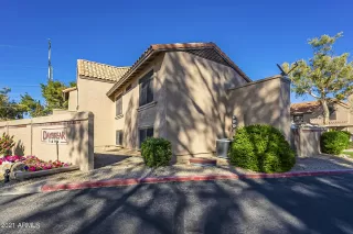 Photo #6: 6193433 Listing