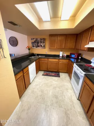 Photo #4: 6193465 Listing