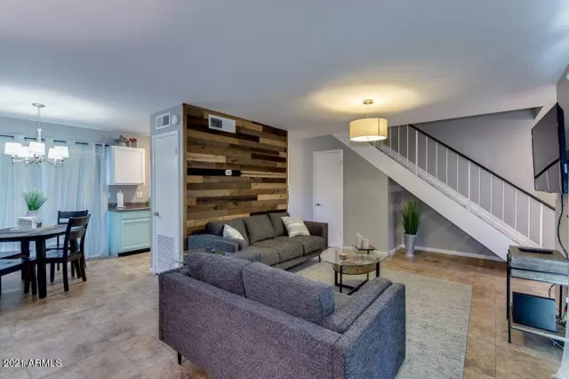 MLS: 6193566 Condo For Sale