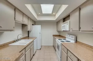 Photo #2: 6193622 Listing 