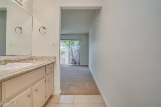 Photo #6: 6193622 Listing 