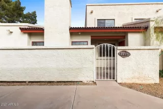 Photo #4: 6193688 Listing