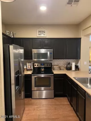 Photo #3: 6193763 Listing