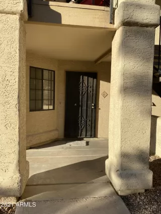 Photo #3: 6193848 Listing