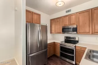 Photo #2: 6193865 Listing