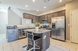 Photo #4: 6193912 Listing 