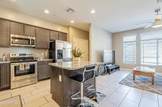 Photo #5: 6193912 Listing 