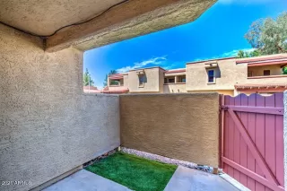 Photo #2: 6193952 Listing 