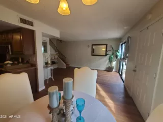 Photo #5: 6194032 Listing