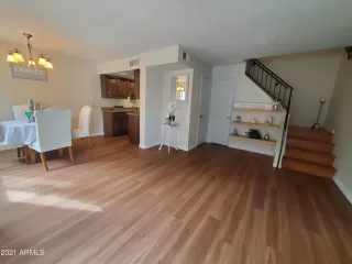 Photo #6: 6194032 Listing