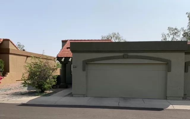 MLS: 6194140 Condo For Sale