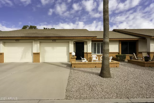 MLS: 6194199 Condo For Sale