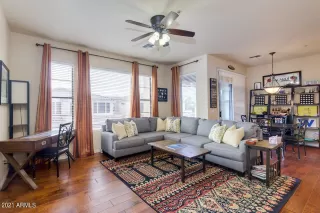 Photo #4: 6194281 Listing