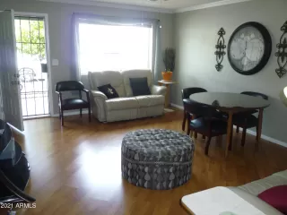 Photo #4: 6194352 Listing 