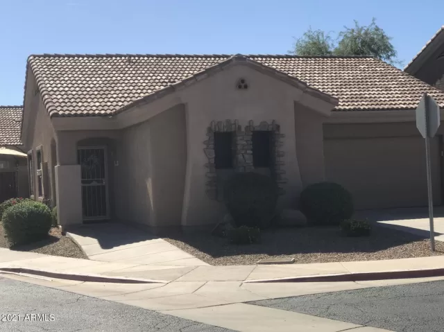 MLS: 6194452 Condo For Sale