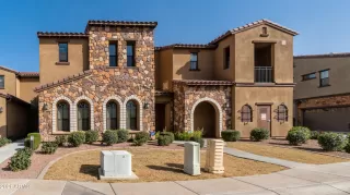 Photo #2: 6194556 Listing 