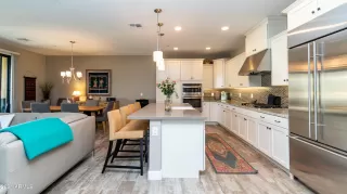 Photo #5: 6194556 Listing 