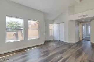 Photo #2: 6194559 Listing