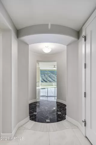 Photo #3: 6194712 Listing