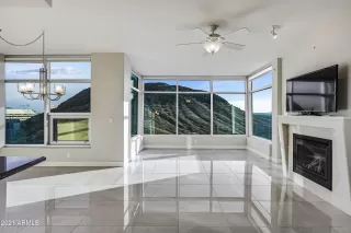 Photo #6: 6194712 Listing