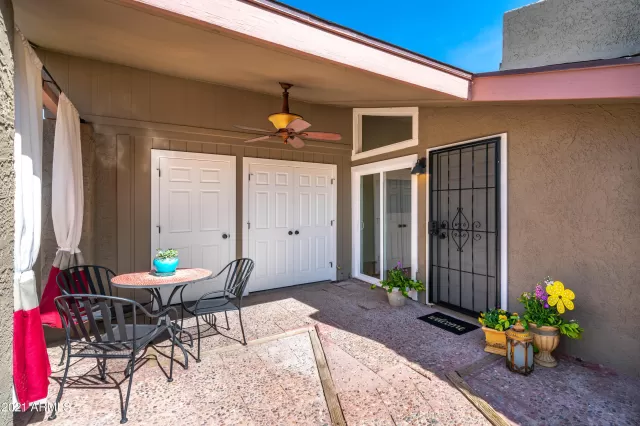 MLS: 6194962 Condo For Sale