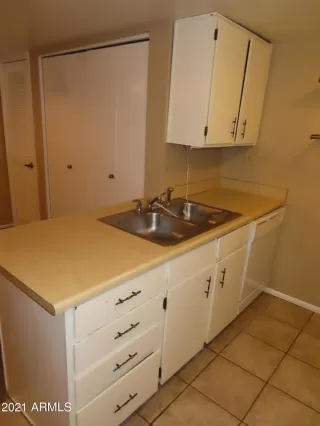 Photo #6: 6194984 Listing