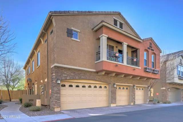 MLS: 6195086 Condo For Sale