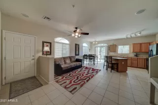 Photo #3: 6195086 Listing 