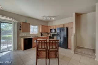 Photo #5: 6195086 Listing 