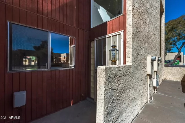 MLS: 6195116 Condo For Sale