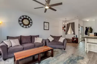 Photo #6: 6195127 Listing 