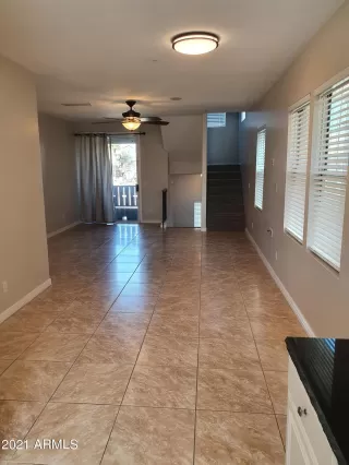 Photo #4: 6195231 Listing