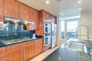Photo #5: 6195273 Listing 