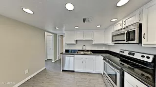 Photo #3: 6195349 Listing