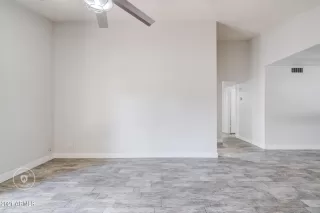 Photo #4: 6195362 Listing